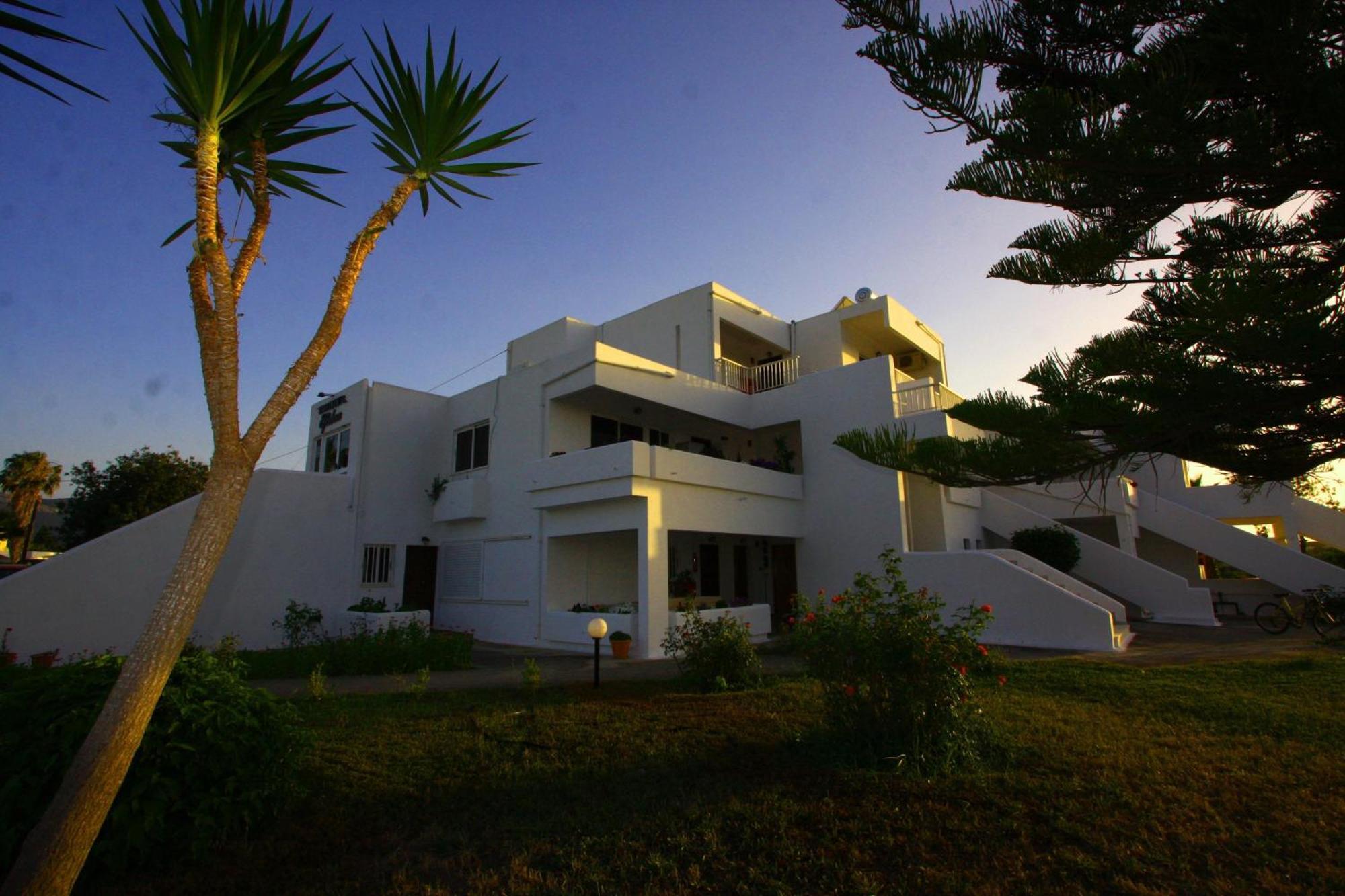 Aparthotel Eftihia
